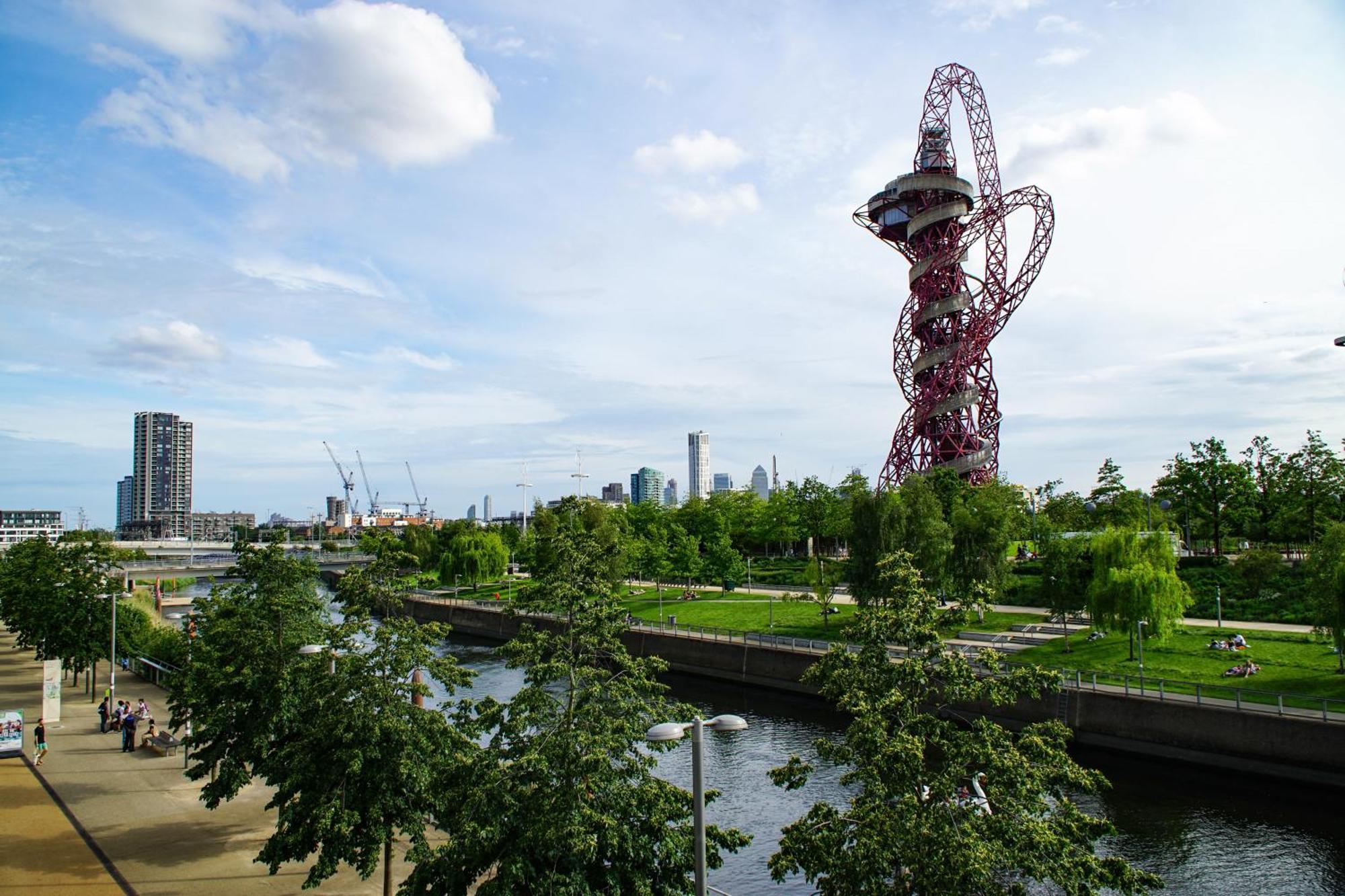 Cosy 1-Bed E15, Sleeps 4, 1 Min From Tube Station Near O2 Arena Apartment Londra Exterior foto